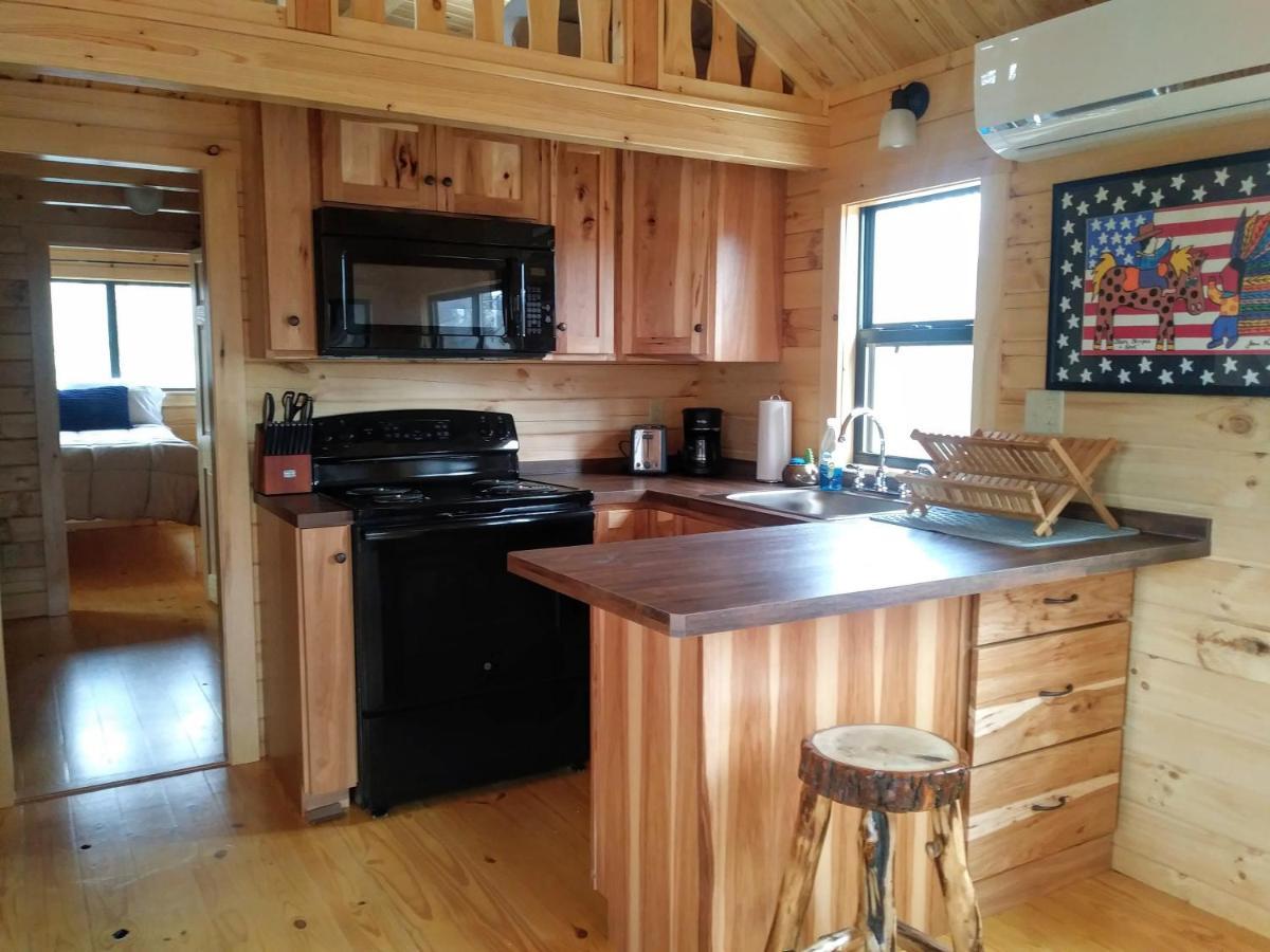Two Rivers Cabins - The Mountaintop เบรวาร์ด ภายนอก รูปภาพ